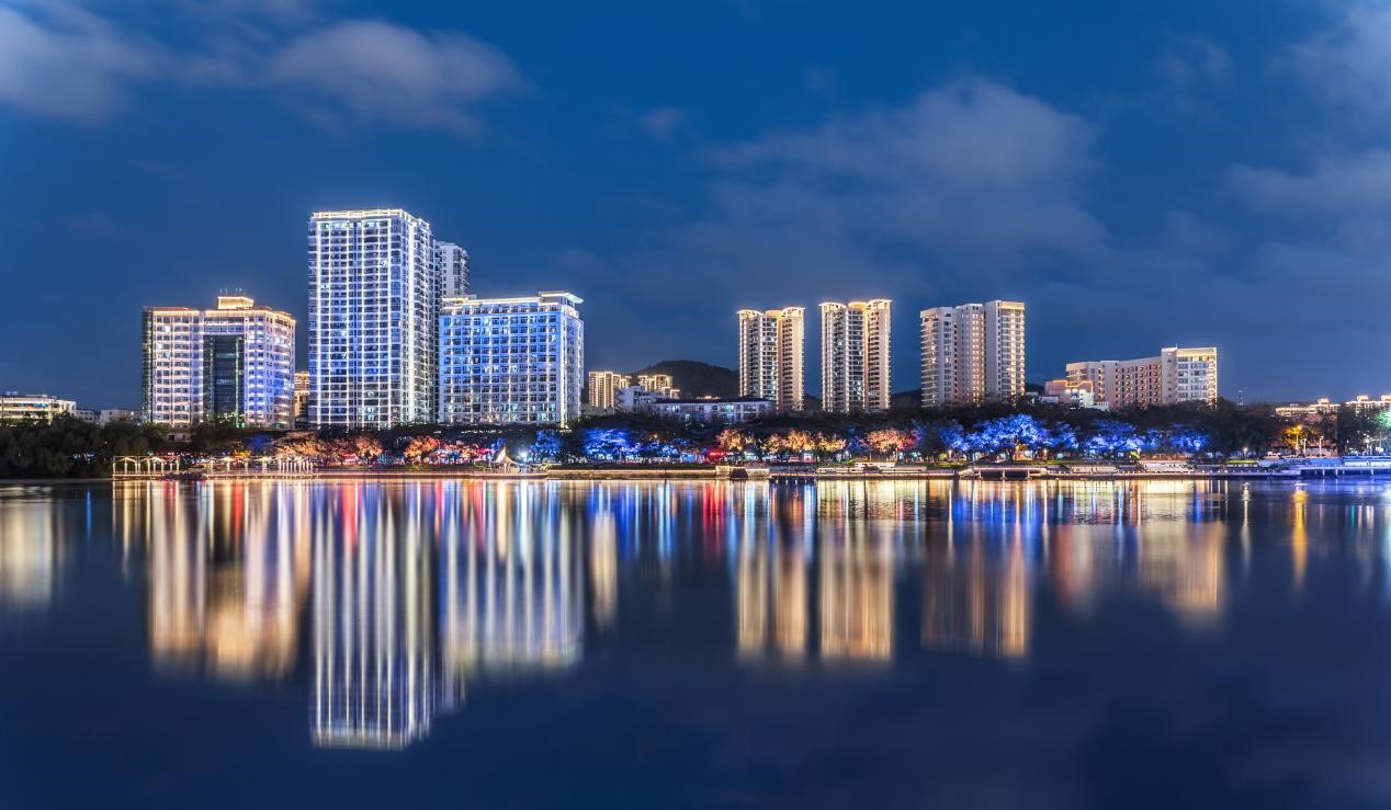 亮化工程的預算應該包含幾部分？